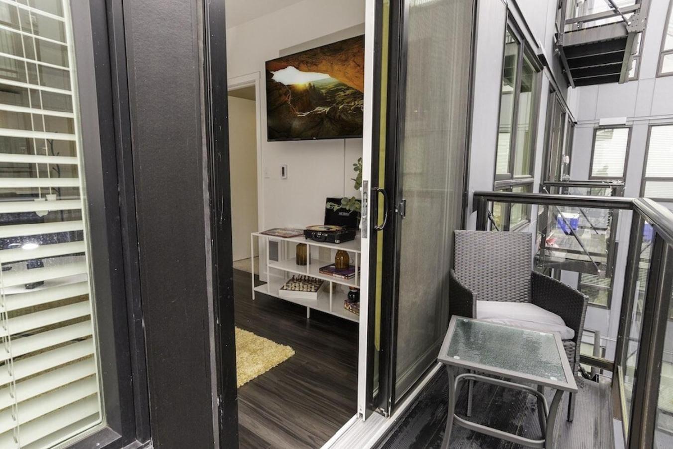 Self Check-In-Washer-Dryer-4Ksmart Tv-King Bed-Gym Tacoma Exterior foto